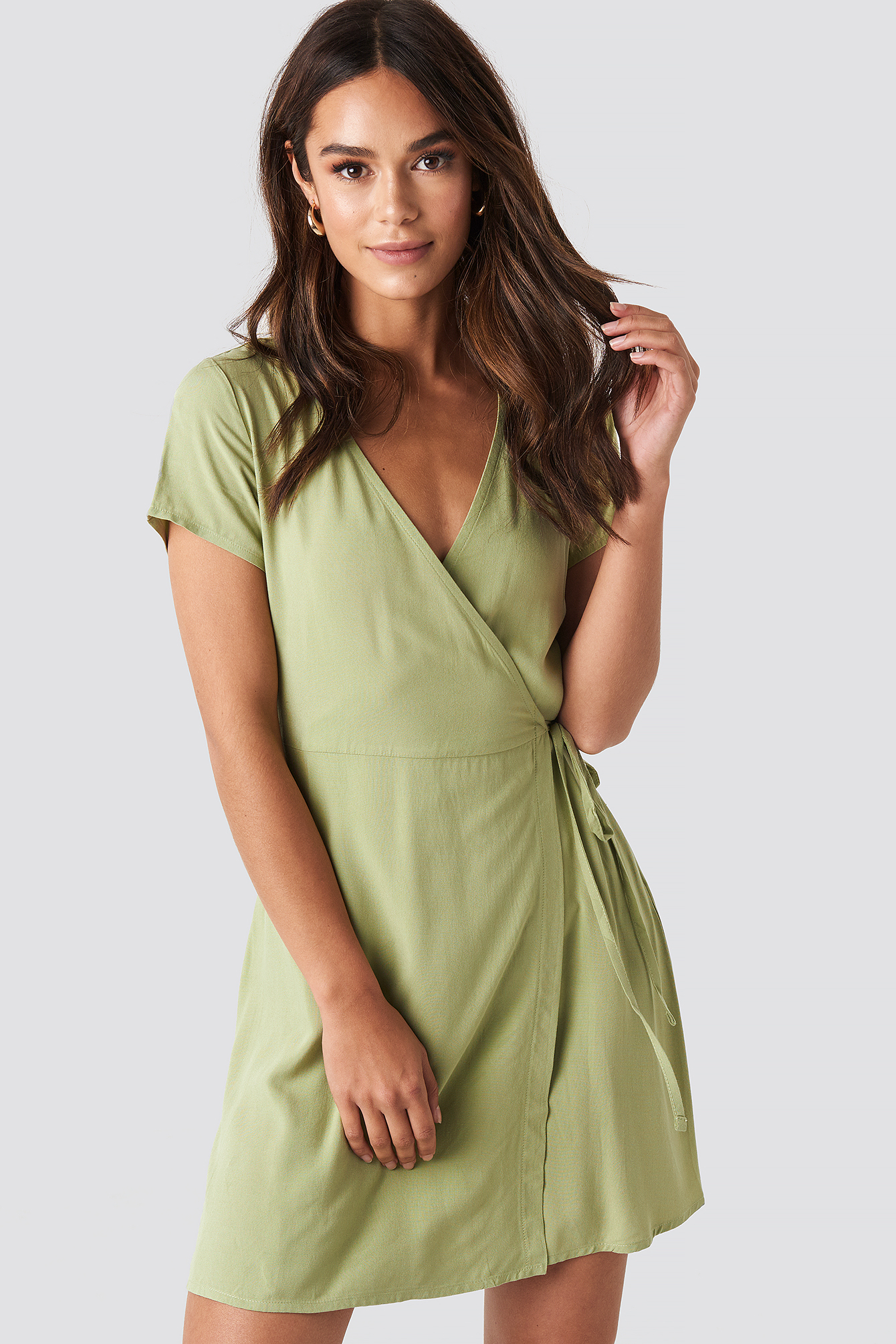 Wrap Mini Dress Green | na-kd.com